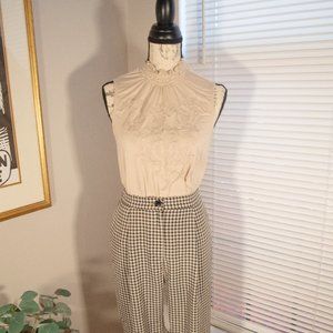 Floral Embroidered Tan Ruffle Turtle Neck Cable & Gauge Medium Blouse